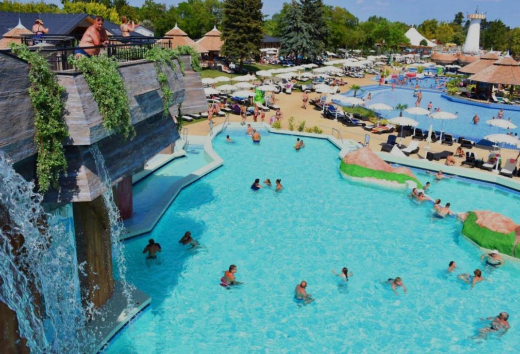 Beach Deluxe Apartman Hajdúszoboszló Kültér fotó